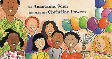 Front cover for El día 100 by Anastasia Suen and Christine Powers