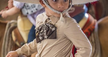 Front cover for La charreada by Elena Castro; Barbara Flores; Eddie Hernandez