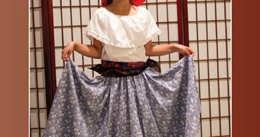 Front cover for ¡Yo bailo! by Elena Castro; Barbara Flores; Eddie Hernandez